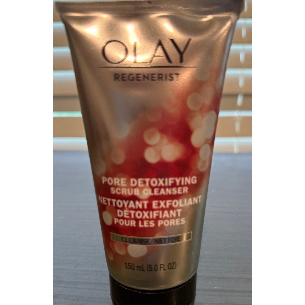 Olay Regenerist Pore Detoxifying Scrub‎ Cleanser 5.0 fl oz Exfoliating Face Wash